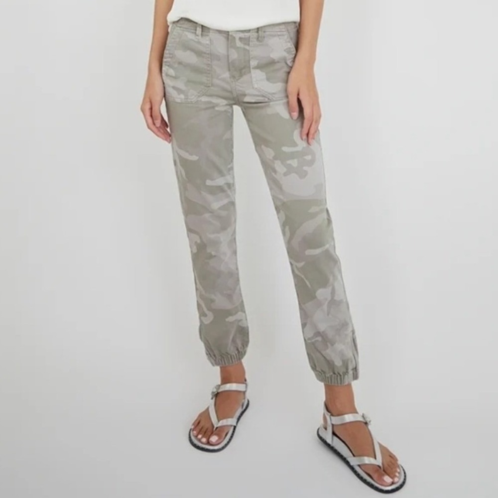Paige Mayslie Jogger Pants Camo Denim Utility Relaxed Slim Ankle 28